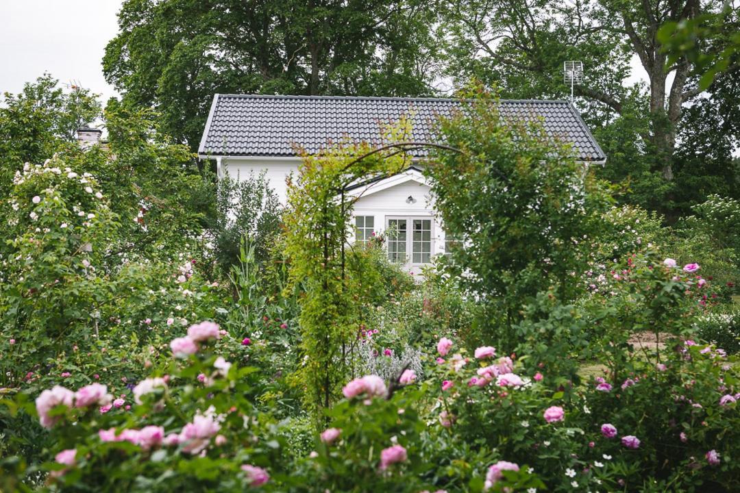 Enköping Vallby Cottage מראה חיצוני תמונה